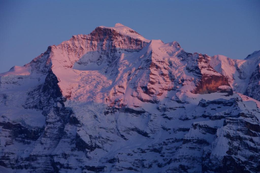 Hotel Restaurant Jungfrau Lauterbrunnen Bilik gambar